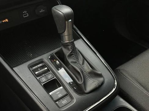 Used 2025 Honda CR-V LX image 24