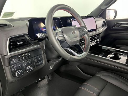 Used 2025 Chevrolet Suburban RST w/ Sun And Tow Package image 20