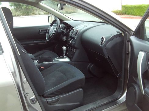 Used 2015 Nissan Rogue S FWD image 14
