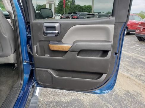 Used 2015 Chevrolet Silverado 1500 LTZ AWD/4WD image 18