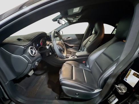 Used 2019 Mercedes-Benz CLA 250 image 15