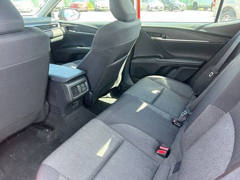 Used 2025 Toyota Camry LE FWD image 30