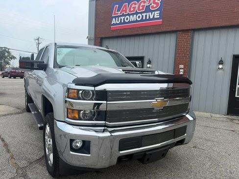 Used 2019 Chevrolet Silverado 2500 LTZ w/ Duramax Plus Package AWD/4WD image 3