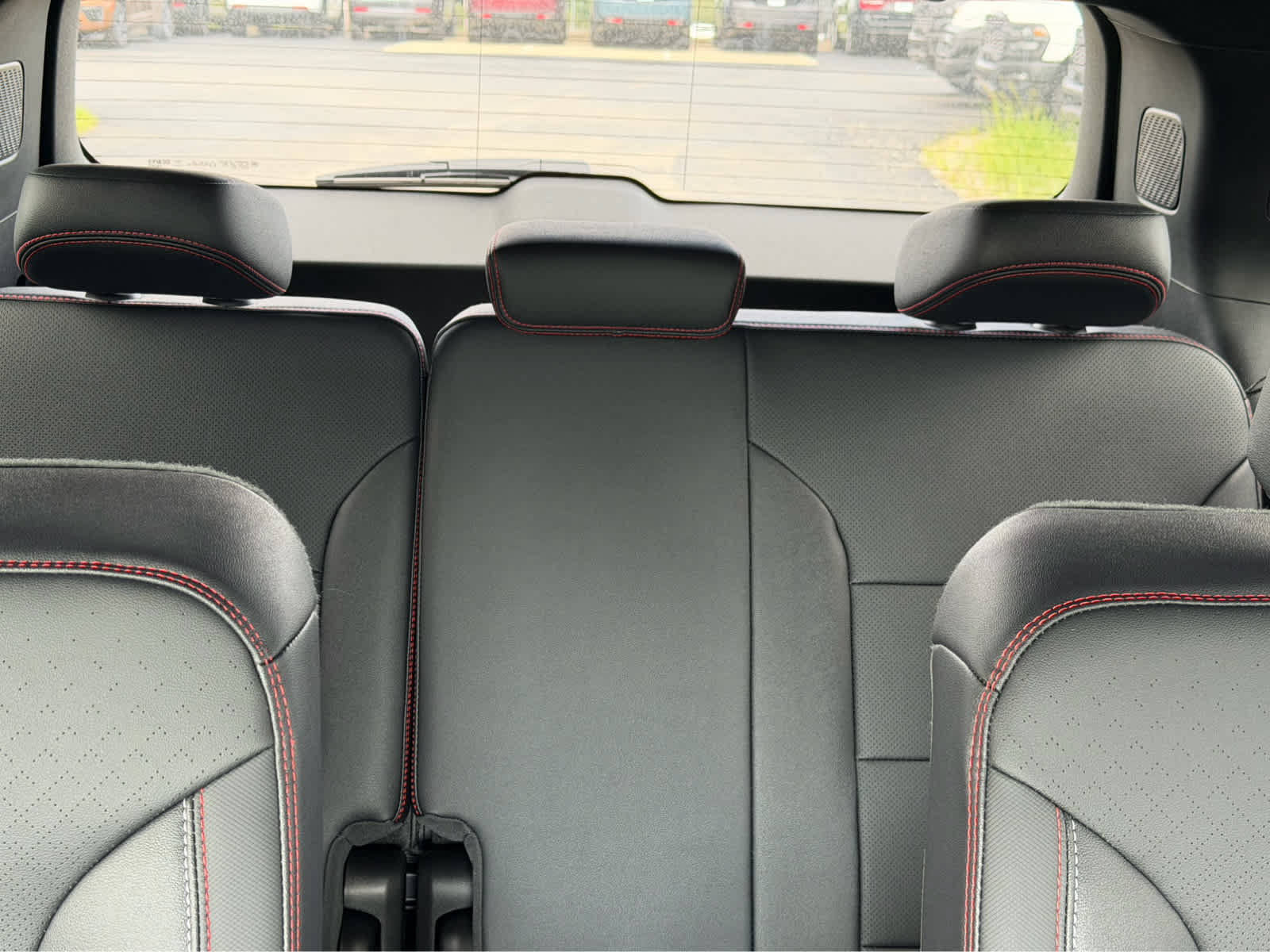 New 2026 Chevrolet Traverse RS w/ LPO, Floor Liner Package FWD image 26