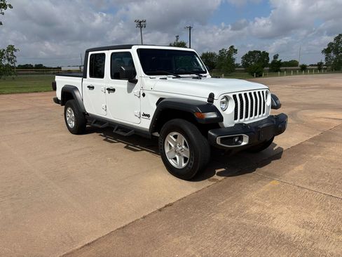 Used 2023 Jeep Gladiator Sport AWD/4WD image 27