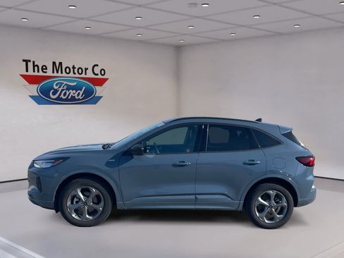 Used 2024 Ford Escape ST-Line w/ Tech Pack #1 image 8
