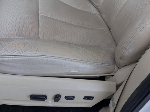 Used 2017 Ford Expedition XLT w/ Equipment Group 202A RWD image 21