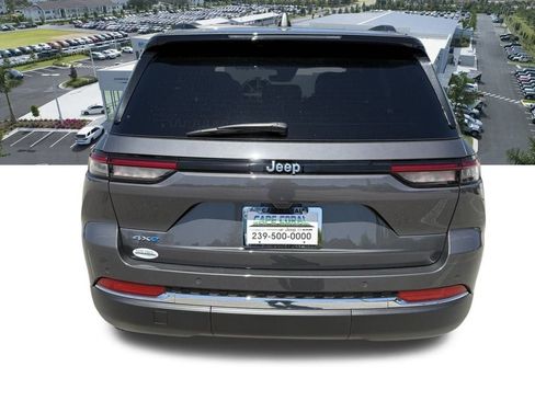 New 2025 Jeep Grand Cherokee Limited 4xe image 8