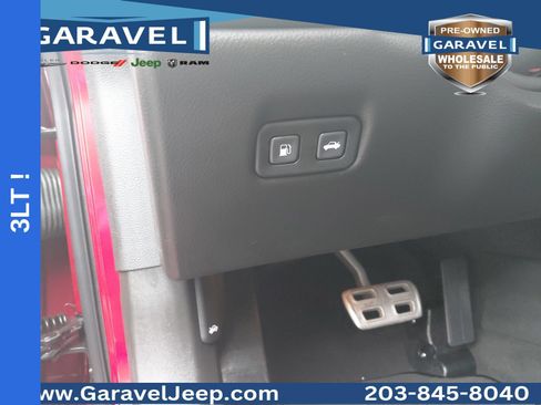 Used 2008 Chevrolet Corvette Coupe w/ Preferred Equipment Group RWD image 17