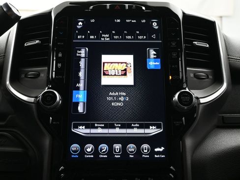 Used 2020 RAM 2500 Laramie AWD/4WD image 35