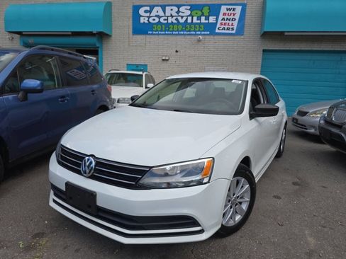 Used 2015 Volkswagen Jetta S FWD image 2