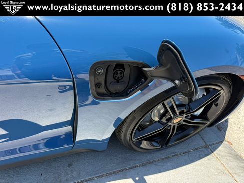 Used 2021 Porsche Taycan 4S AWD/4WD image 40