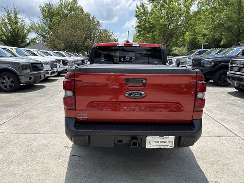Used 2024 Ford Maverick Lariat w/ Black Appearance Package FWD image 6