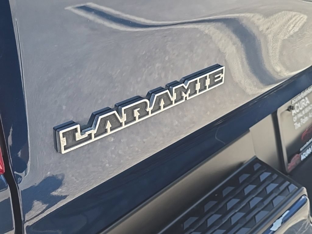 Used 2022 RAM 1500 Laramie w/ Sport Appearance Package AWD/4WD image 15