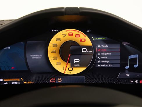 Certified 2025 Ferrari Roma Spider image 38