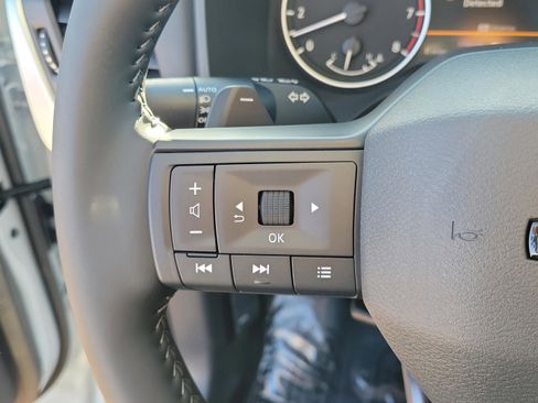 New 2026 Nissan Rogue SV image 29