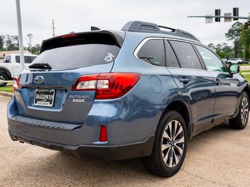 Used 2016 Subaru Outback 2.5i Limited AWD/4WD image 18