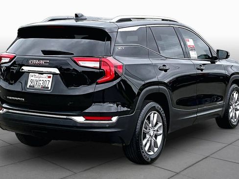 Used 2023 GMC Terrain SLT FWD image 12