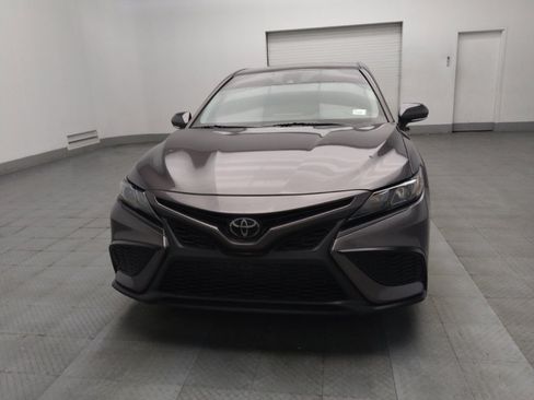 Used 2022 Toyota Camry SE image 15