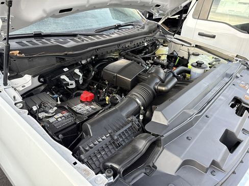 New 2025 Ford F350 XLT w/ FX4 Off-Road Package image 22