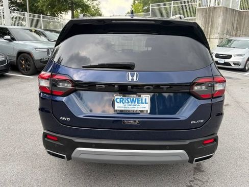 Used 2025 Honda Pilot Elite image 6
