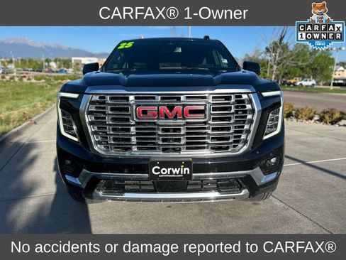 Used 2025 GMC Yukon Denali AWD/4WD image 2