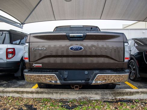 Used 2015 Ford F150 XLT w/ Equipment Group 301A Mid image 9