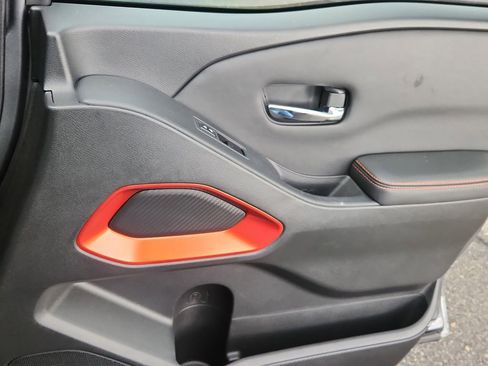 Used 2023 Nissan Frontier PRO-4X w/ Pro-4X Premium Package image 14