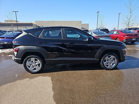 New 2026 Hyundai Kona SE image 6