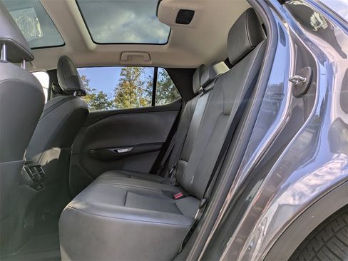 Used 2023 Lexus RZ 450e Premium image 4