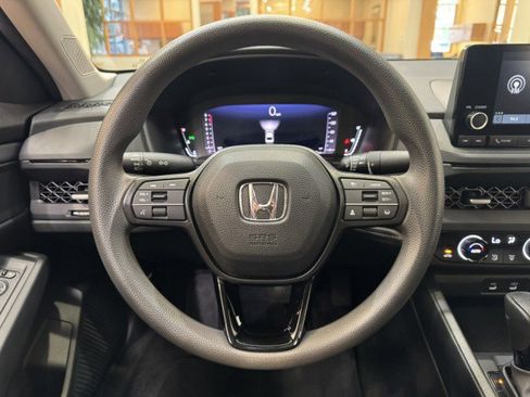 Used 2023 Honda Accord EX image 8
