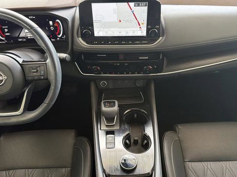Used 2022 Nissan Rogue Platinum w/ Head-Up Display Package AWD/4WD image 8