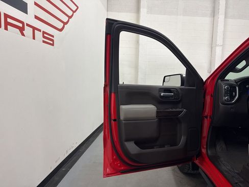 Used 2019 GMC Sierra 1500 SLT image 40