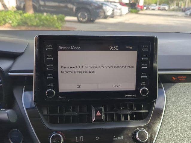 Used 2021 Toyota Corolla LE FWD image 20