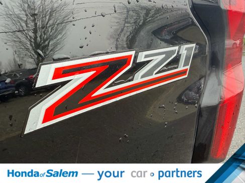 Used 2024 Chevrolet Colorado Z71 w/ Z71 Convenience Package 2 image 8