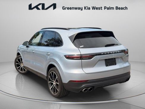 Used 2021 Porsche Cayenne S AWD/4WD image 5