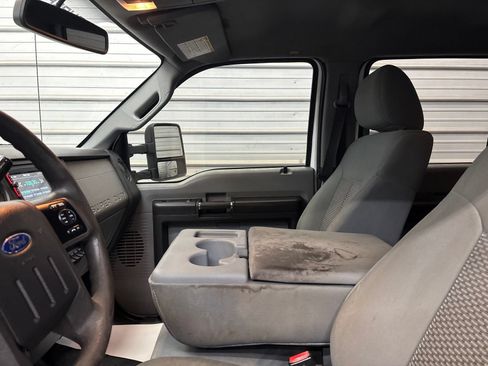 Used 2015 Ford F250 XL w/ Power Equipment Group AWD/4WD image 20