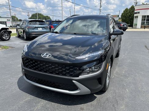 Used 2023 Hyundai Kona SEL w/ Cargo Package AWD/4WD image 8