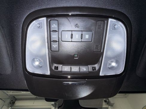 Used 2025 Dodge Durango GT image 30