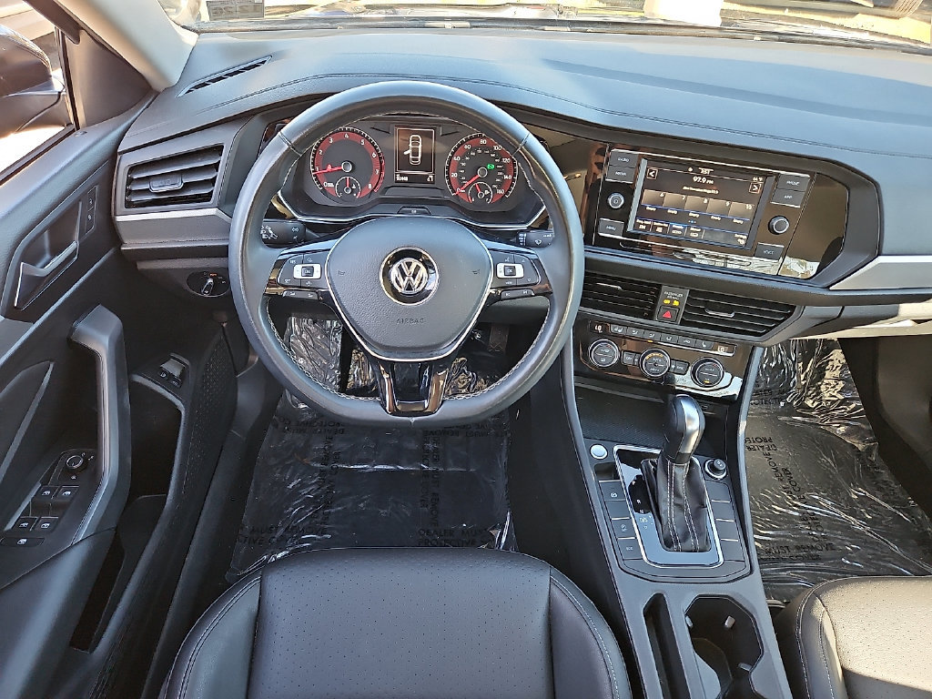 Used 2021 Volkswagen Jetta SE w/ SE Cold Weather Package FWD image 10