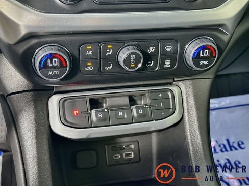 Used 2023 GMC Acadia SLE w/ Driver Convenience Package AWD/4WD image 19