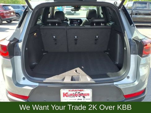 Used 2024 Chevrolet TrailBlazer ACTIV w/ Convenience Package AWD/4WD image 23