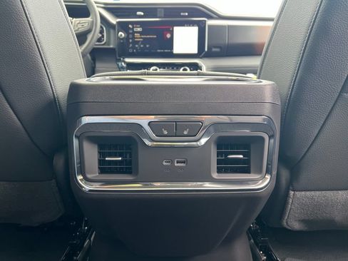 New 2026 GMC Sierra 1500 Denali w/ Denali Reserve Package AWD/4WD image 19