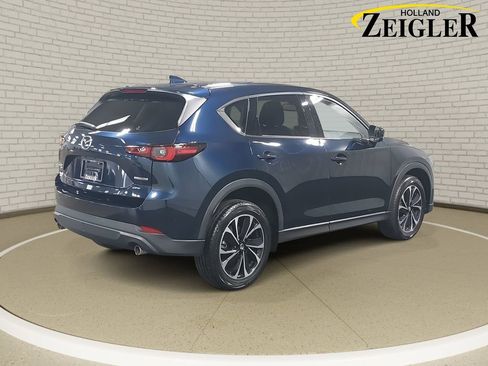 Used 2022 MAZDA CX-5 AWD 2.5 S w/ Premium Package image 5