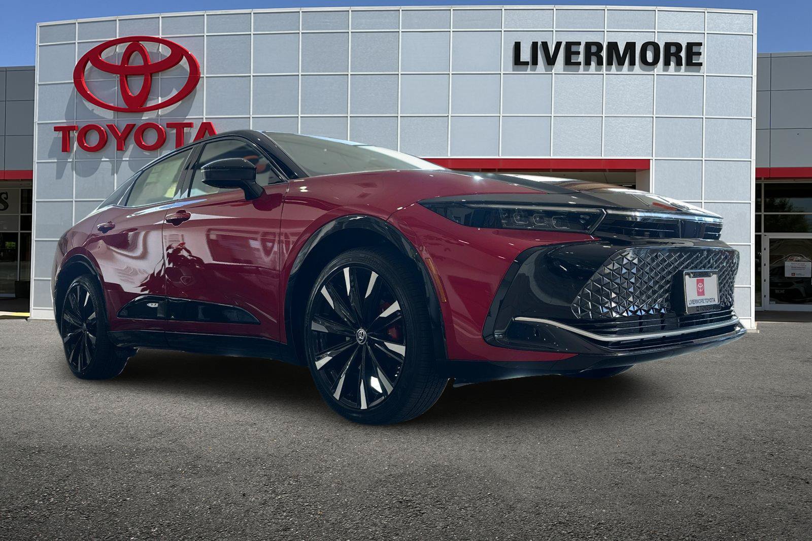 New 2027 Toyota Crown Platinum AWD/4WD image 2
