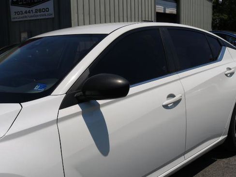 Used 2021 Nissan Altima 2.5 SR FWD image 5