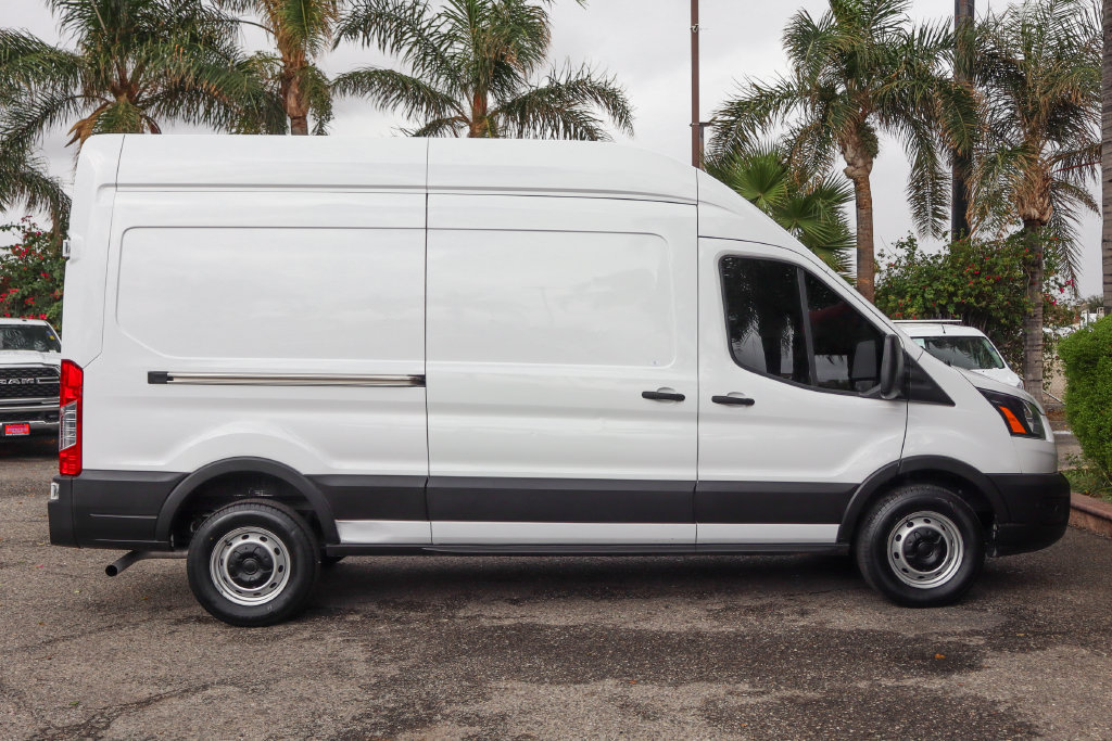 Used 2023 Ford Transit 250 148 High Roof RWD image 10