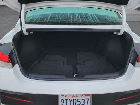 Certified 2025 Hyundai Elantra Sport image 20