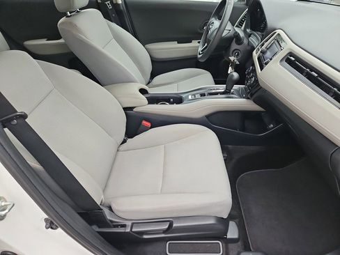 Certified 2022 Honda HR-V LX image 15