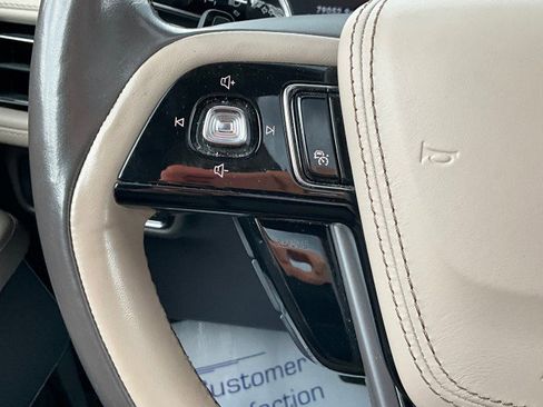 Used 2021 Lincoln Aviator Reserve w/ Equipment Group 201A AWD/4WD image 16